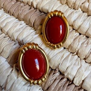 Vintage Trifari Post Earrings Gold &
Brick Red Signed Victorian